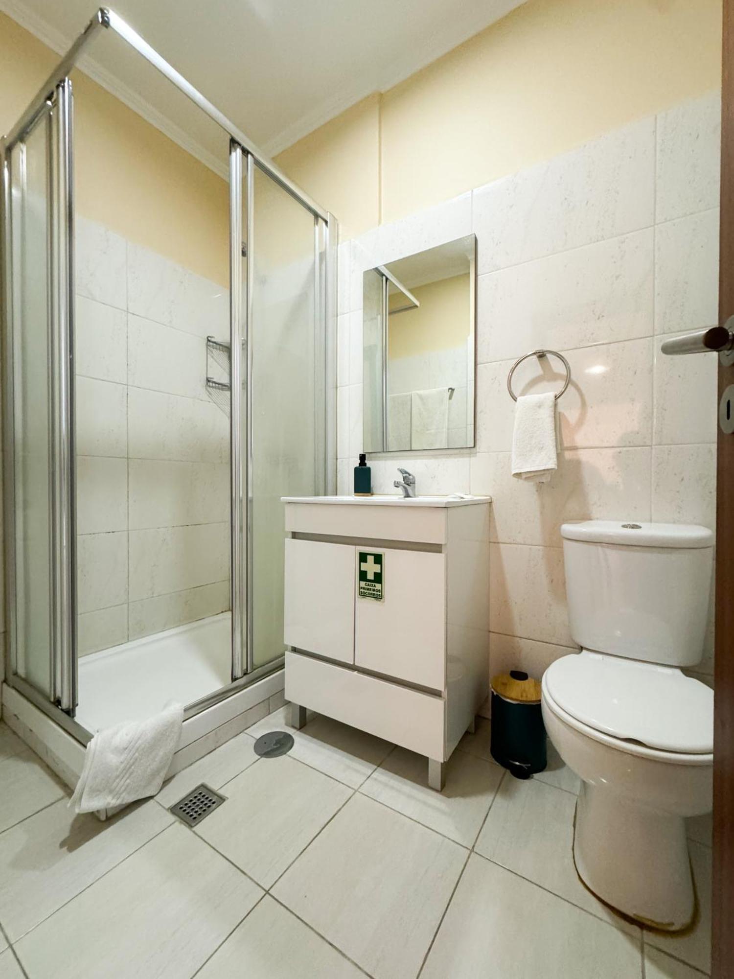 Hostel Monaco Фуншал Экстерьер фото